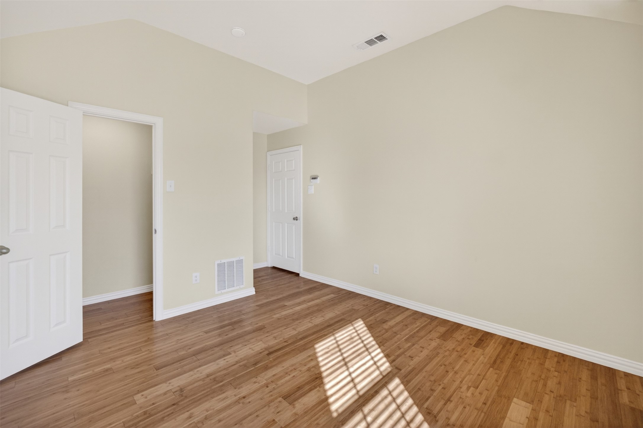 2616 Cove Drive Grand Prairie TX 75054