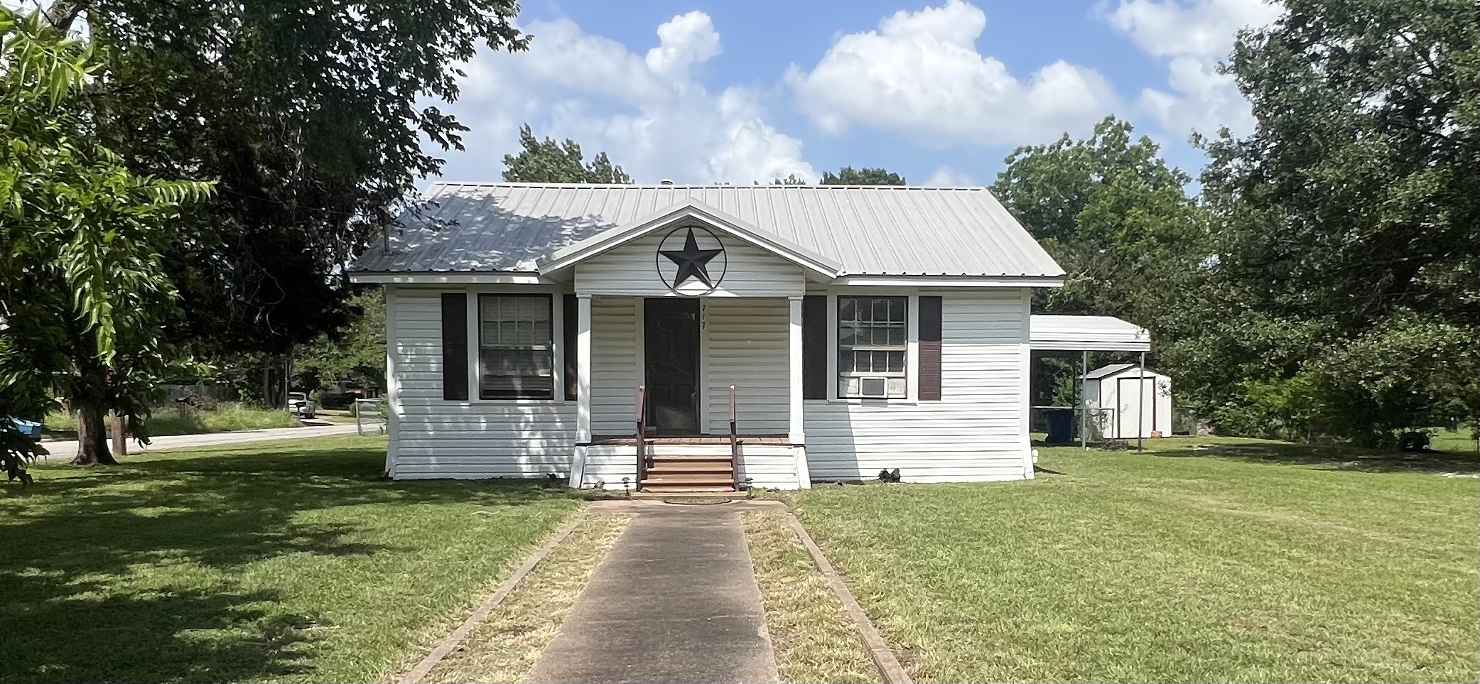 717 N 37th Street Corsicana TX 75110