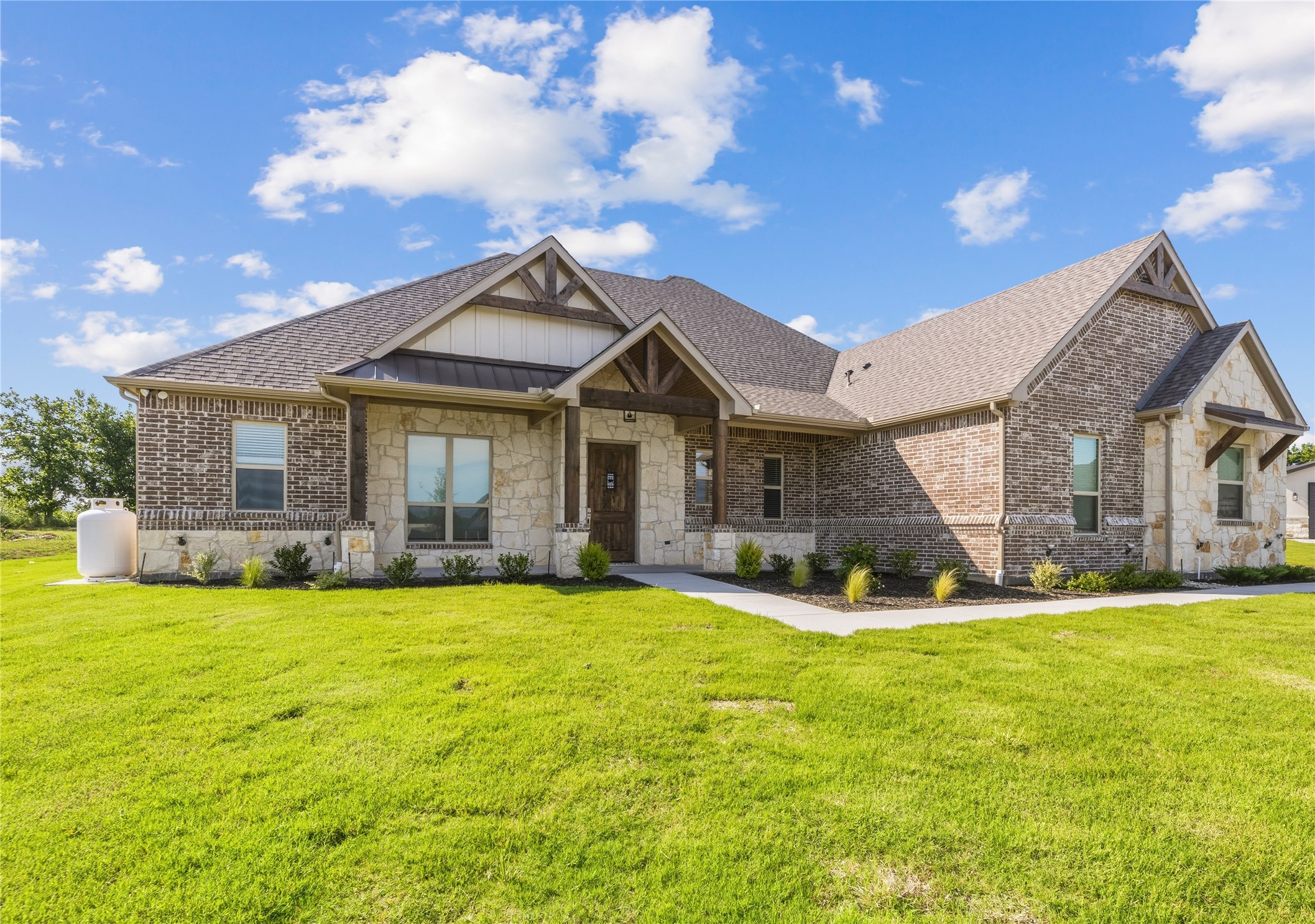 8400 Stallion Drive Godley TX 76044