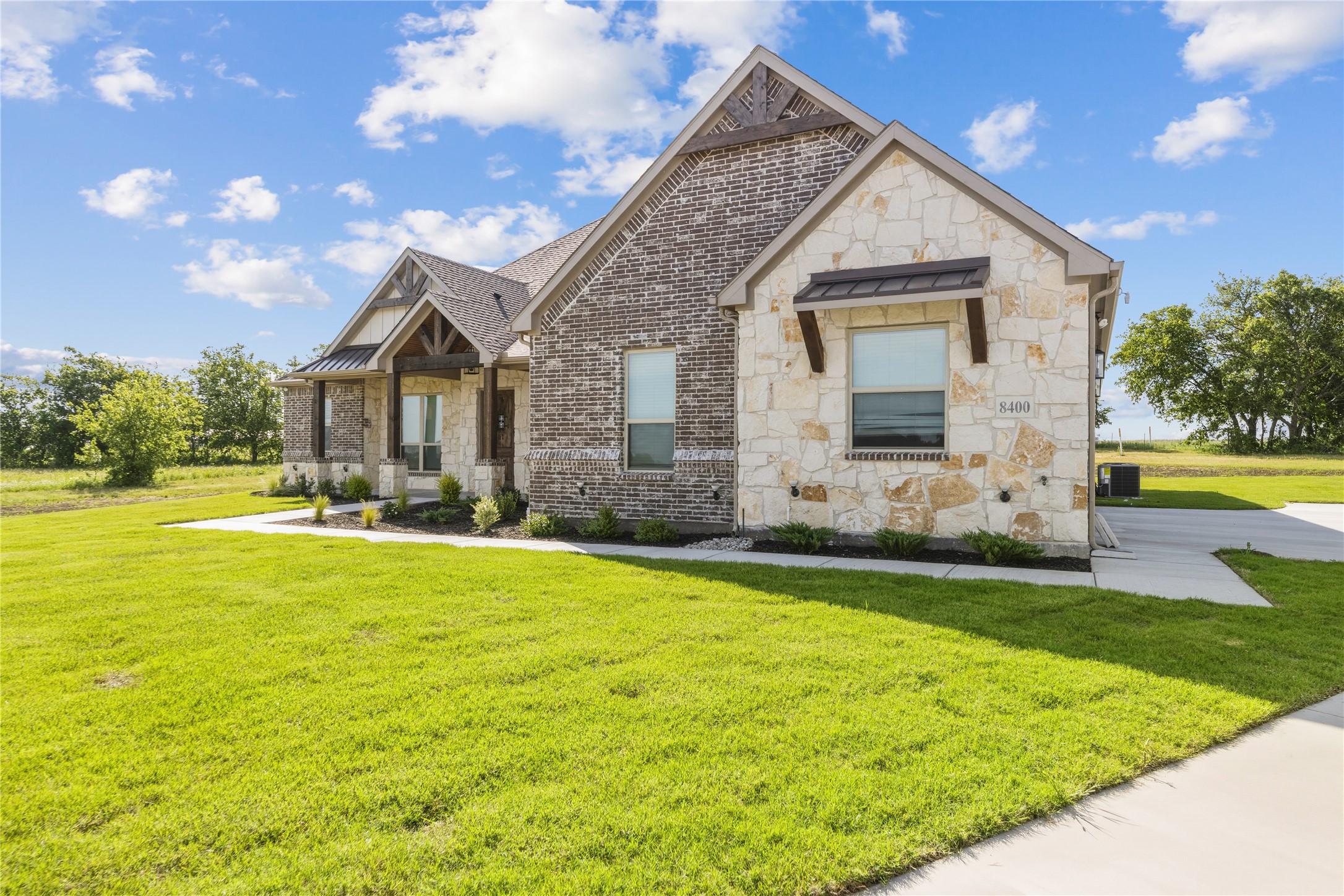8400 Stallion Drive Godley TX 76044