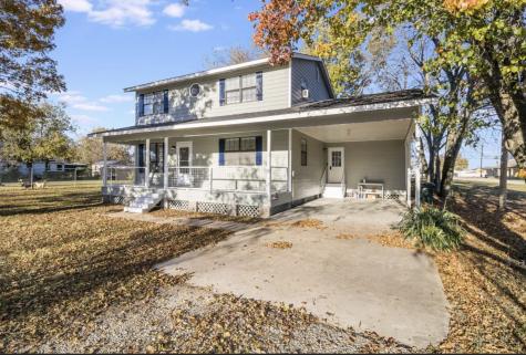 100 N Hinckley Street Blooming Grove TX 76626