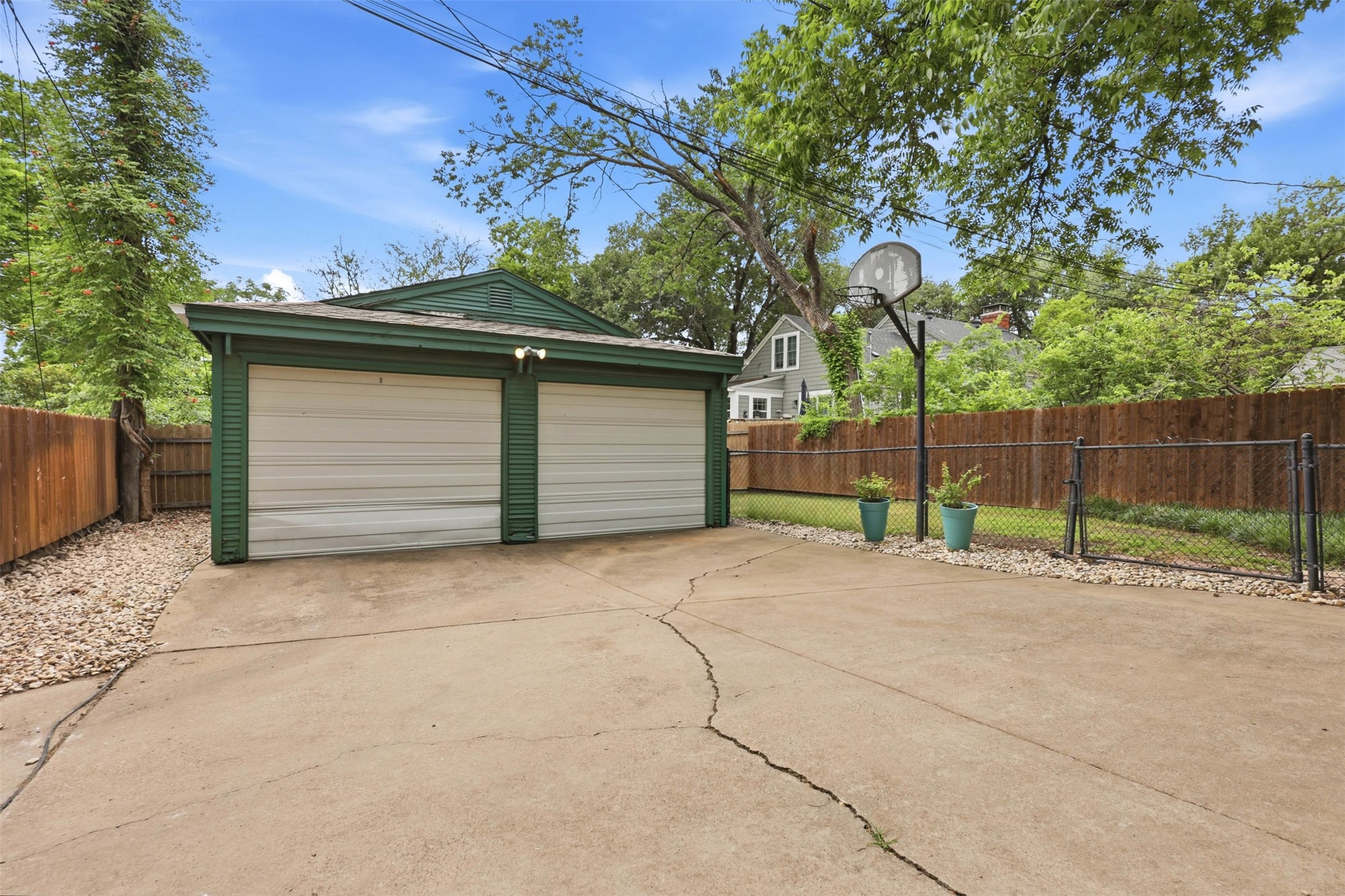 3817 Clarke Avenue Fort Worth TX 76107