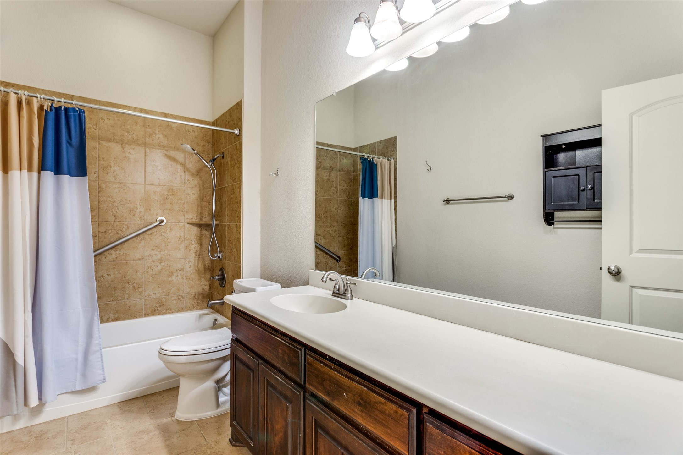 1631 St Croix Street Burleson TX 76028