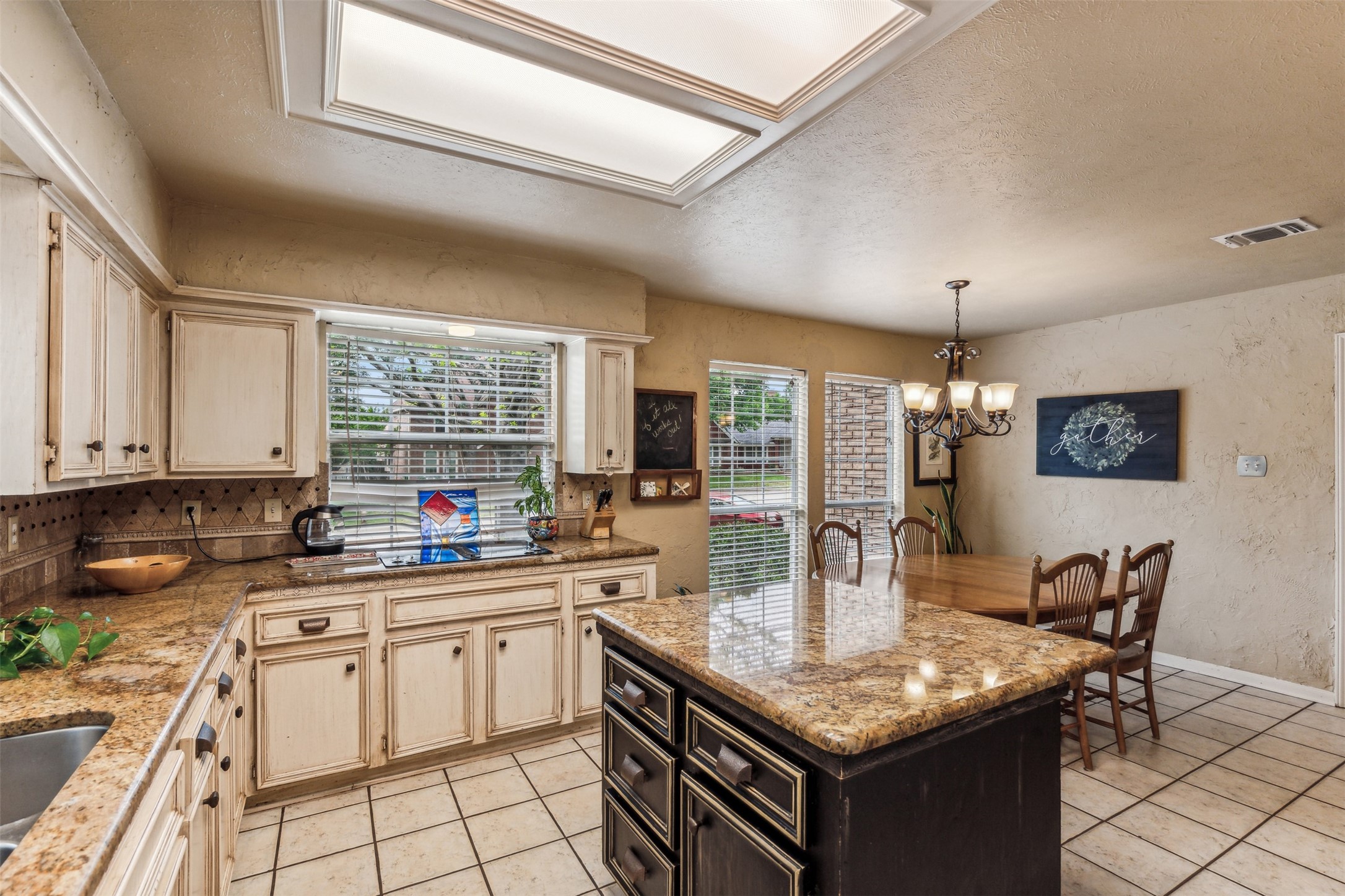 5109 Dewdrop Lane Fort Worth TX 76123