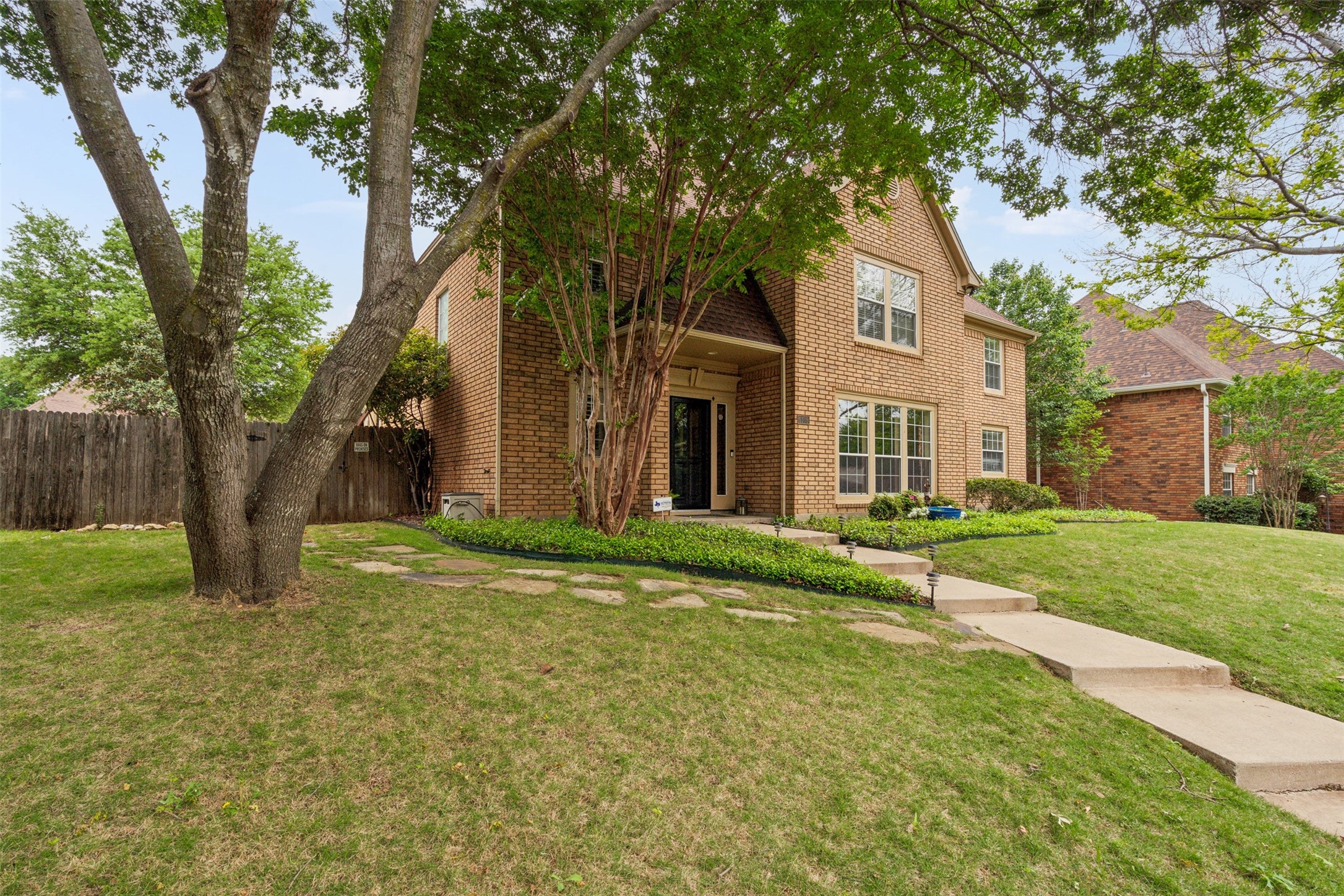 5109 Dewdrop Lane Fort Worth TX 76123