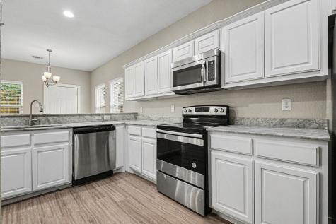 3538 Apple Valley Way Dallas TX 75227