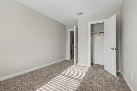 3538 Apple Valley Way Dallas TX 75227