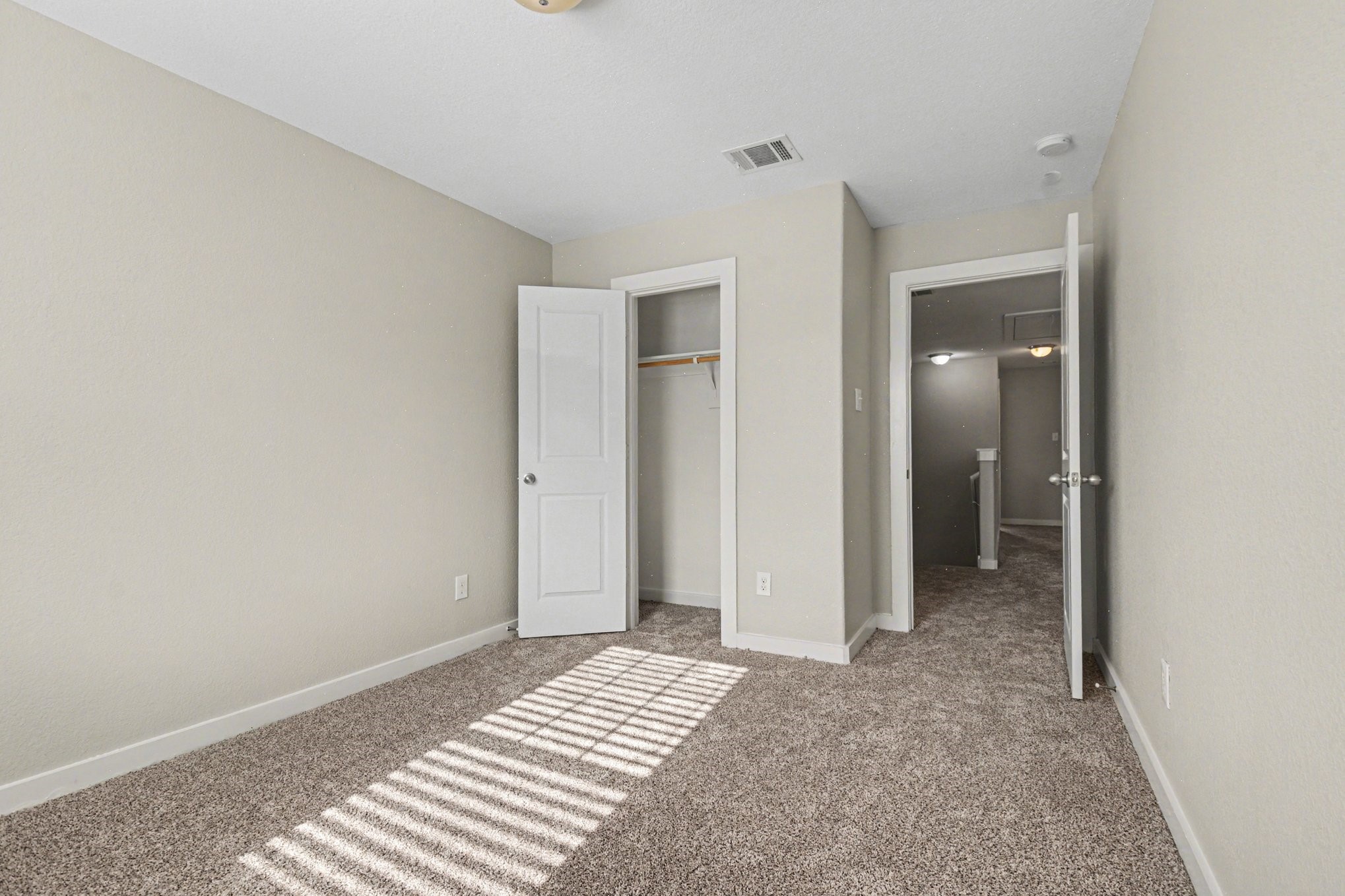 3538 Apple Valley Way Dallas TX 75227