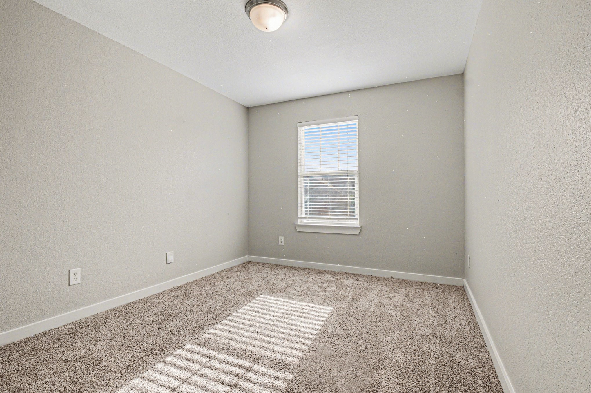 3538 Apple Valley Way Dallas TX 75227