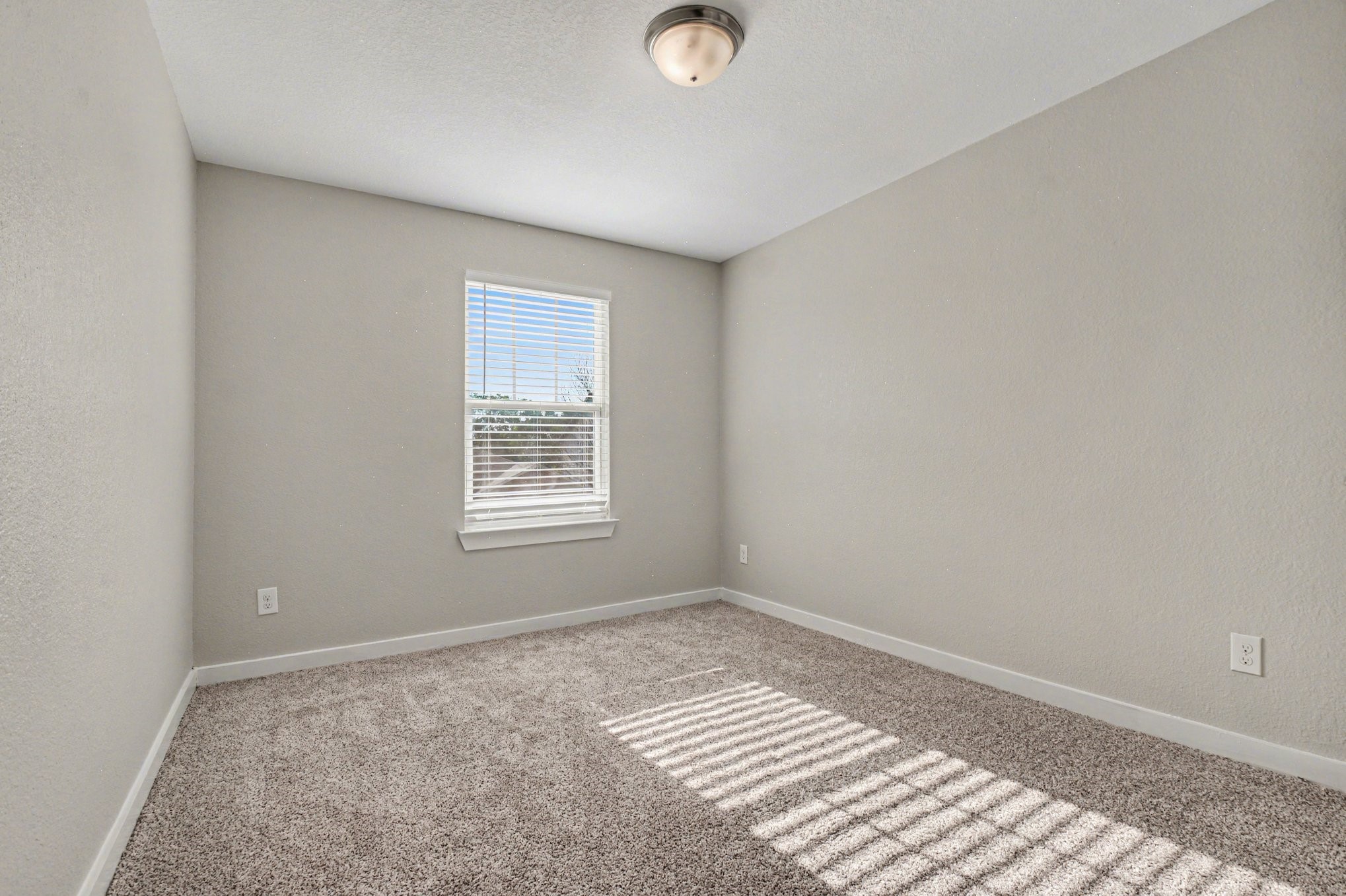 3538 Apple Valley Way Dallas TX 75227