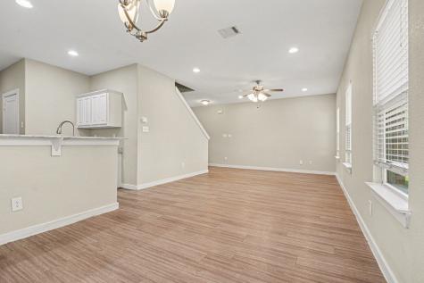 3538 Apple Valley Way Dallas TX 75227