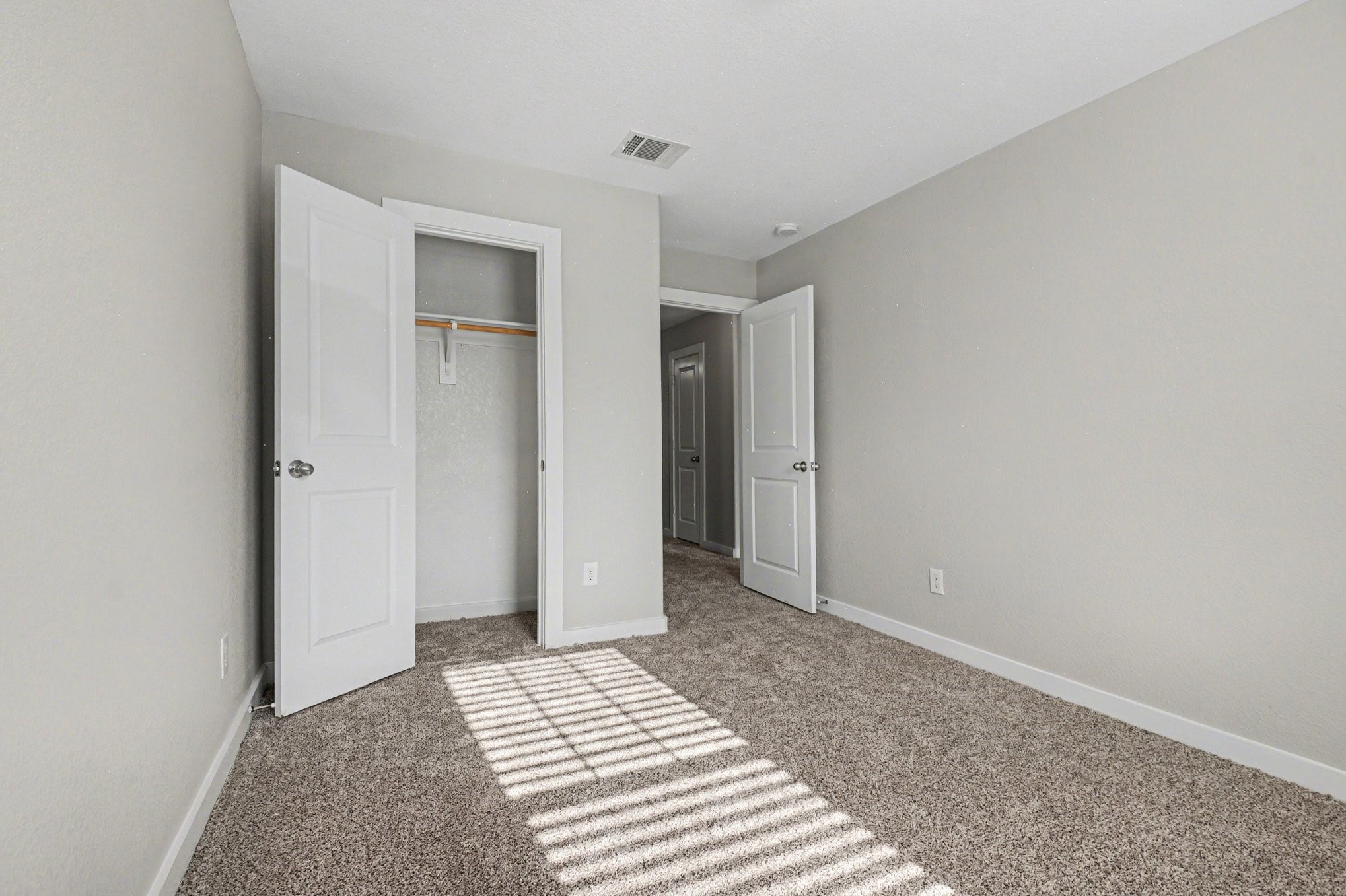 3538 Apple Valley Way Dallas TX 75227
