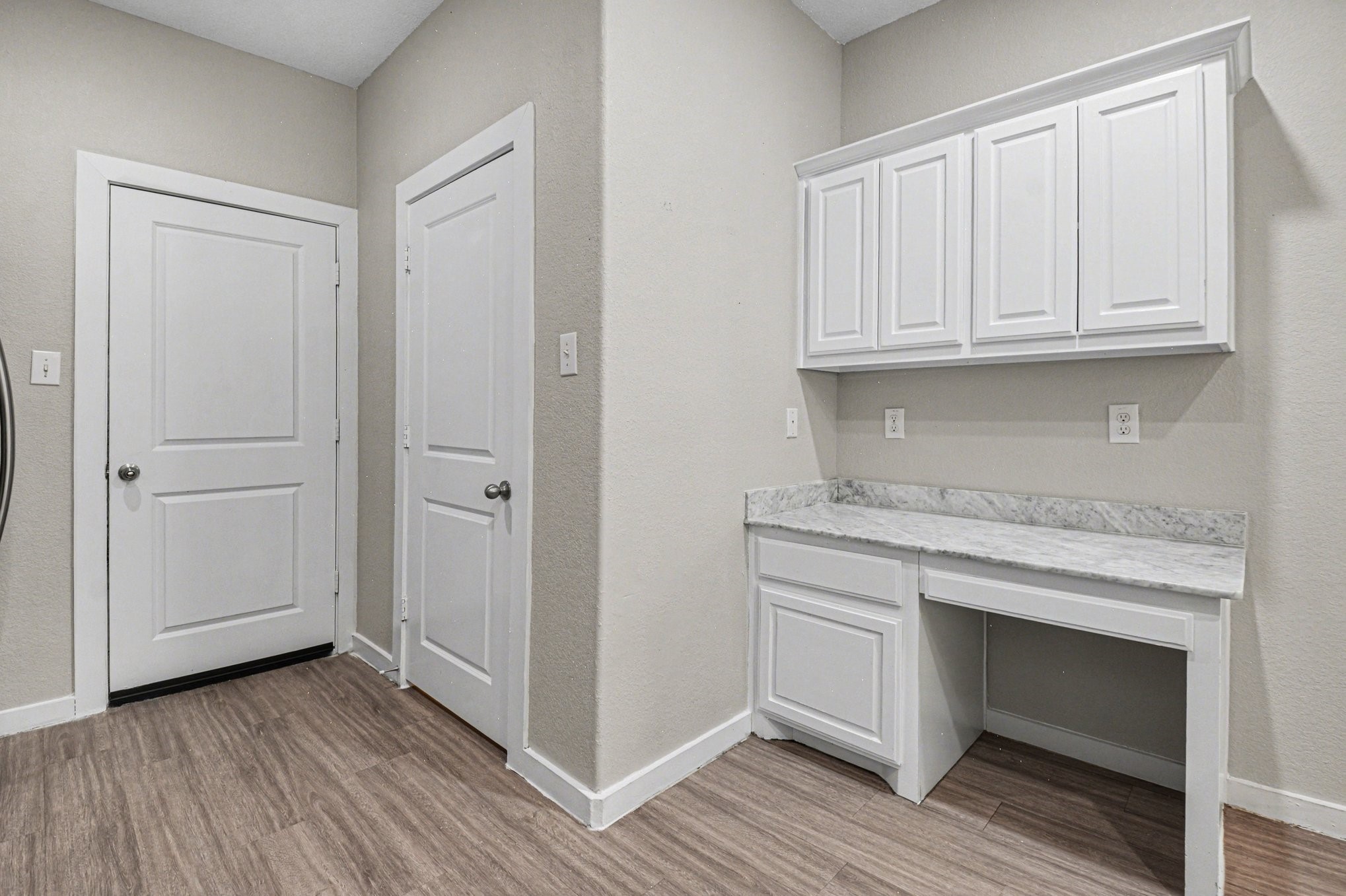 3538 Apple Valley Way Dallas TX 75227