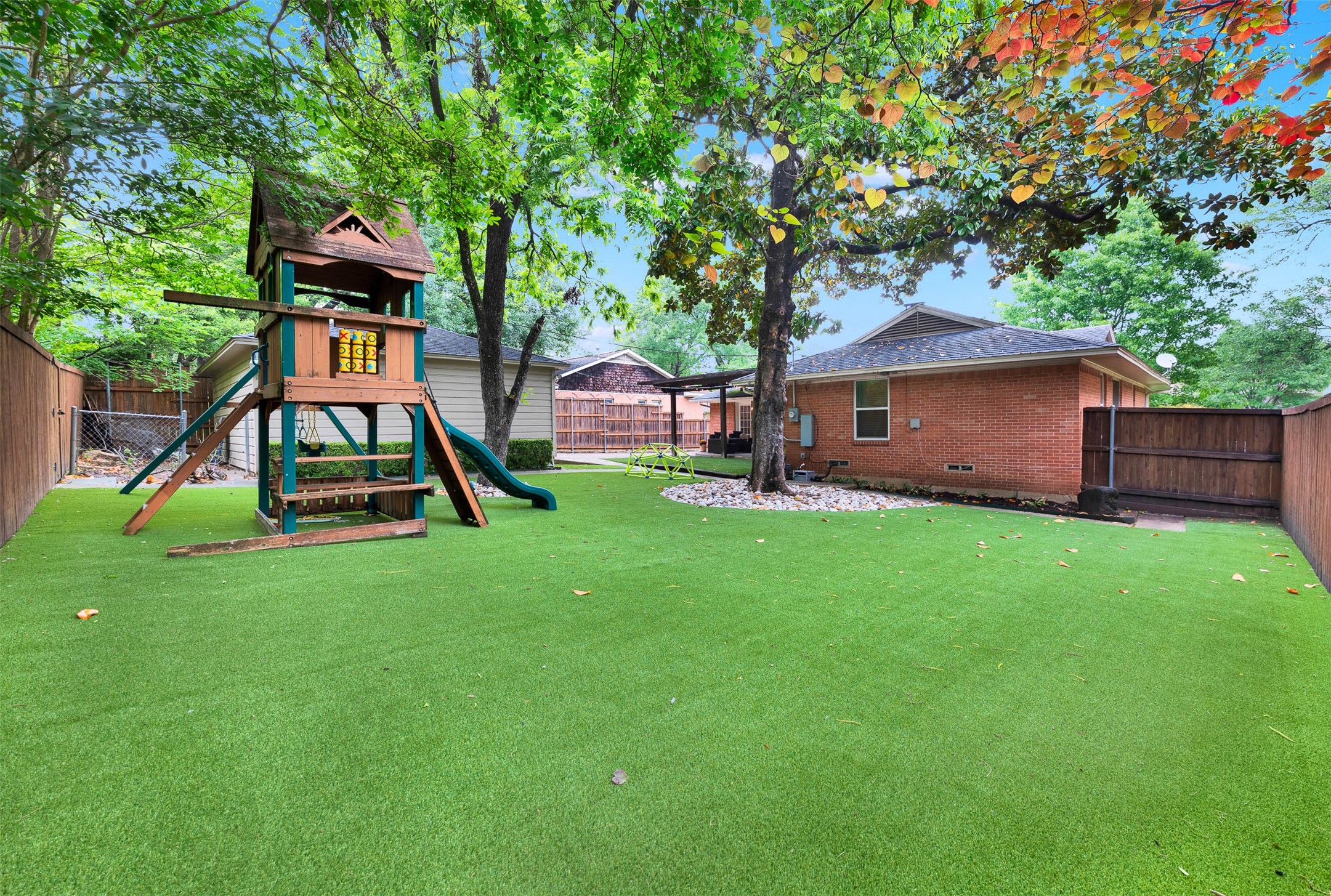 9634 Shoreview Road Dallas TX 75238