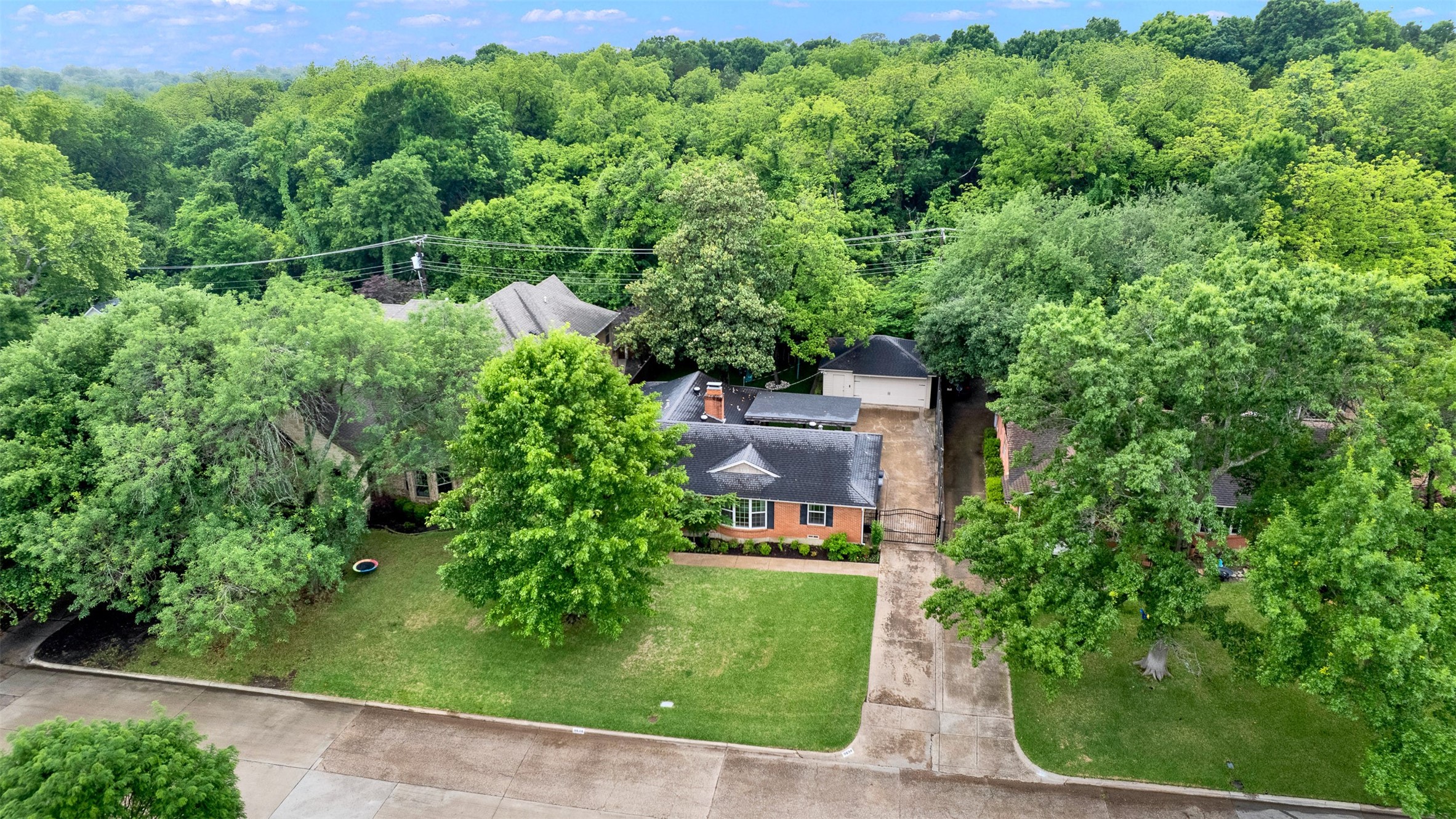 9634 Shoreview Road Dallas TX 75238
