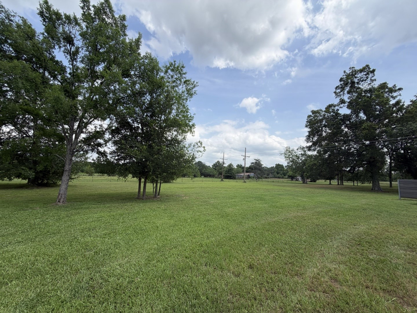 276 Fm 71 Mt Pleasant TX 75455