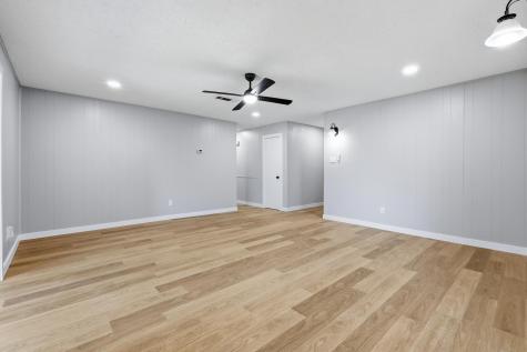 1909 Schumac Lane Bedford TX 76022