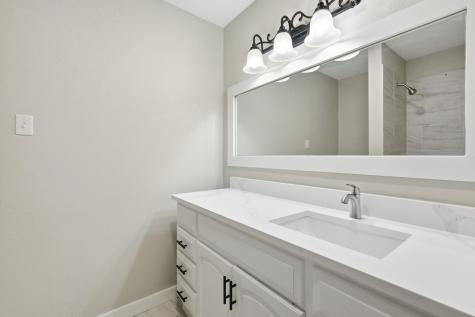 1909 Schumac Lane Bedford TX 76022