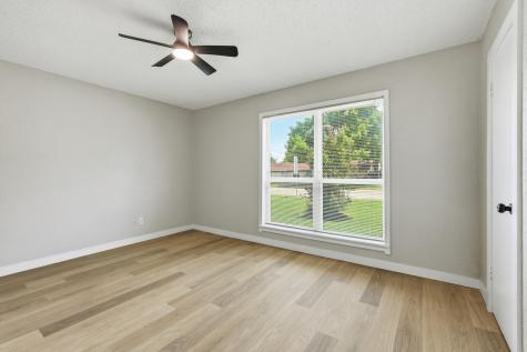 1909 Schumac Lane Bedford TX 76022