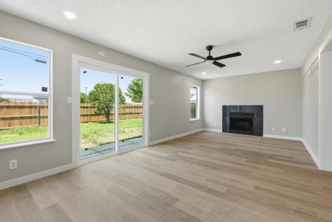 1909 Schumac Lane Bedford TX 76022