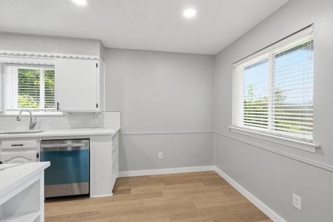 1909 Schumac Lane Bedford TX 76022