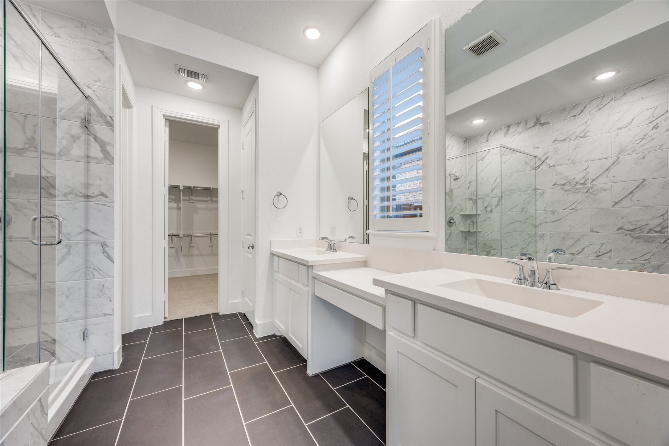 1327 Beach Boulevard Sherman TX 75090