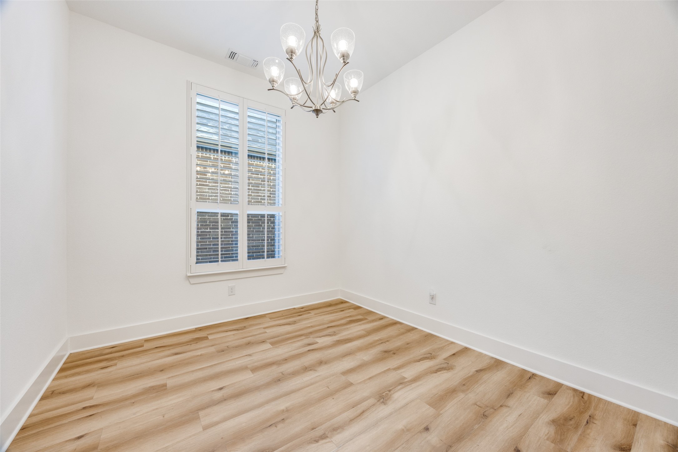 1327 Beach Boulevard Sherman TX 75090