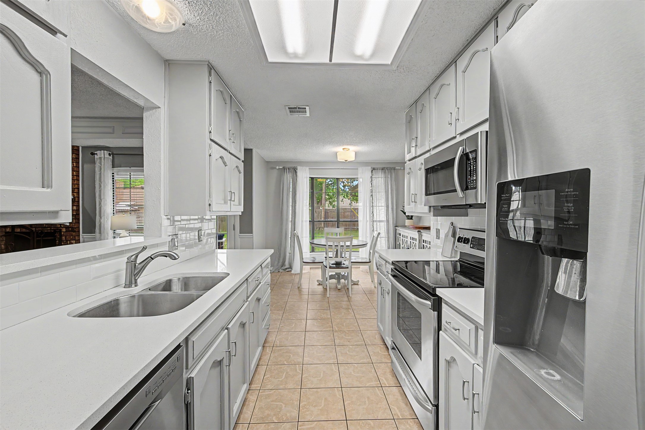 3501 Jasmine Trail Arlington TX 76017