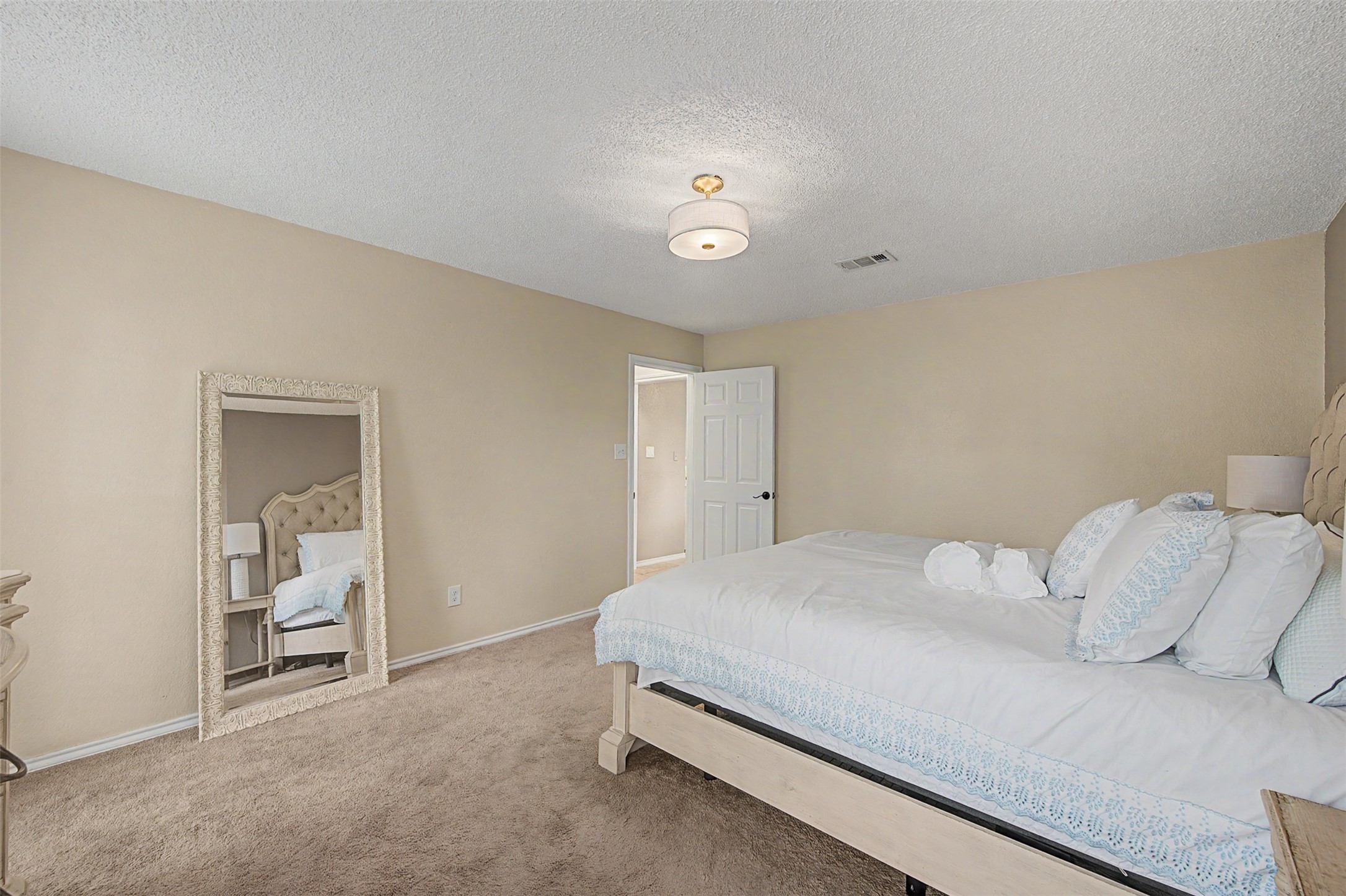 3501 Jasmine Trail Arlington TX 76017
