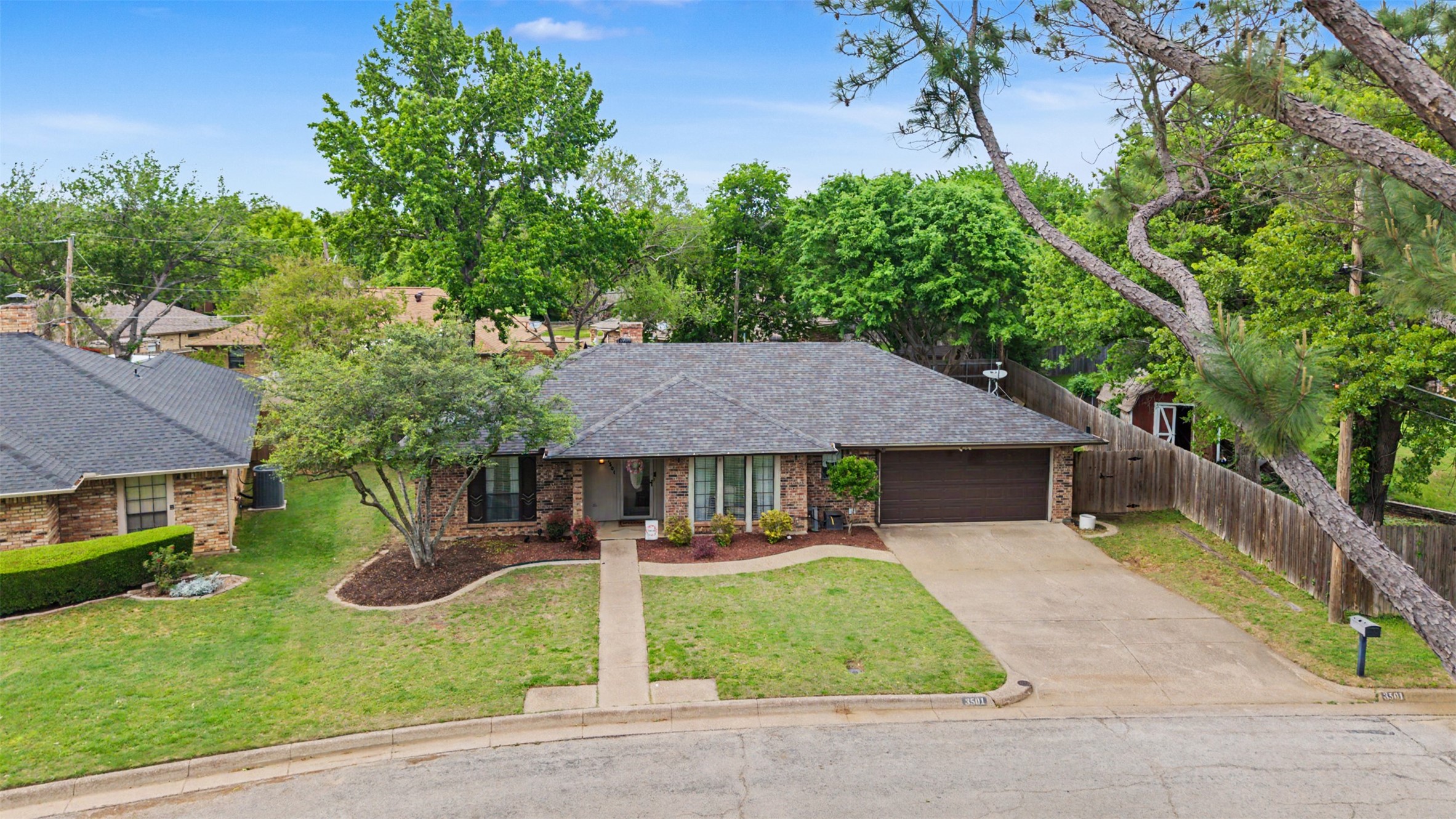 3501 Jasmine Trail Arlington TX 76017