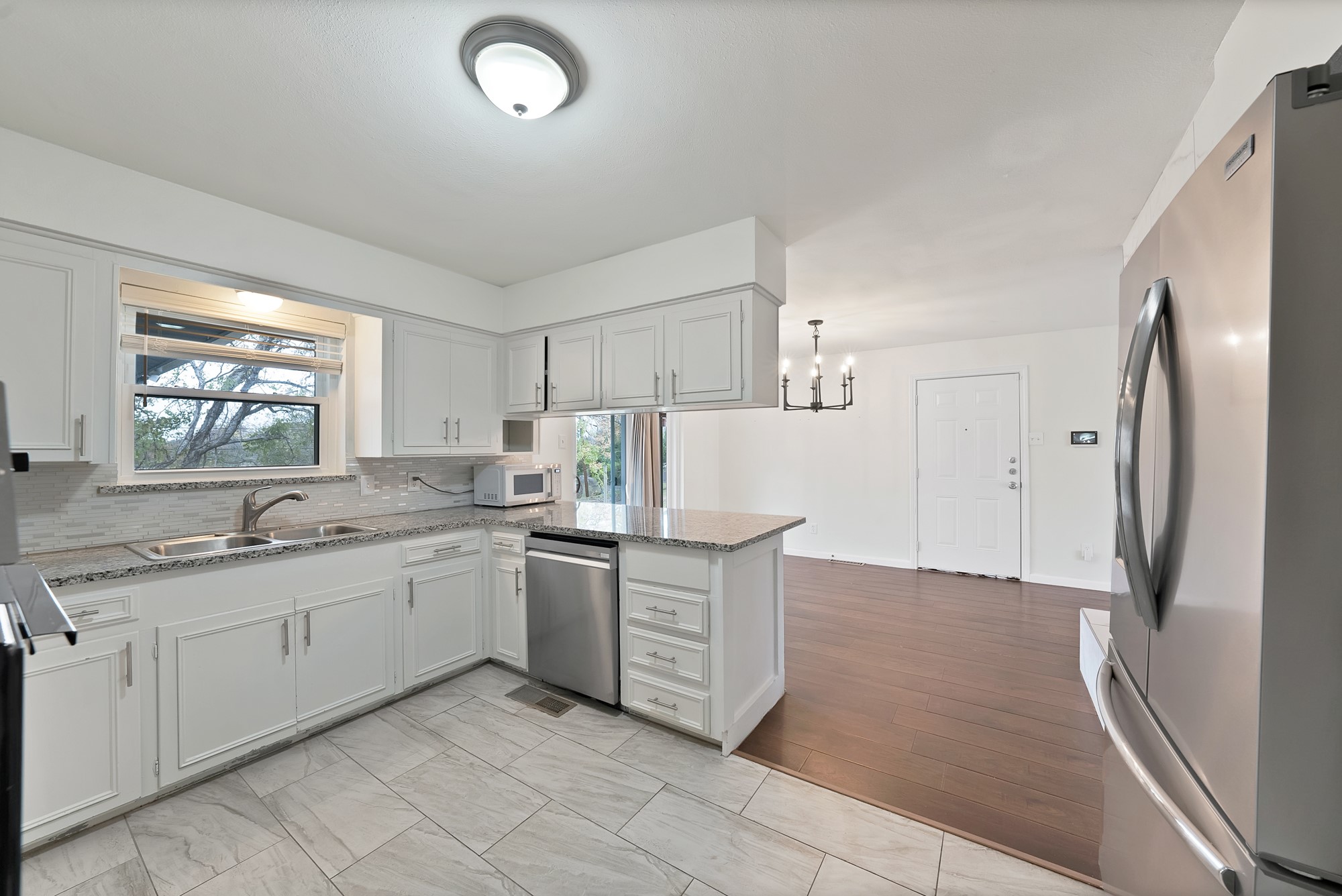 1205 Golden Trophy Drive Dallas TX 75232
