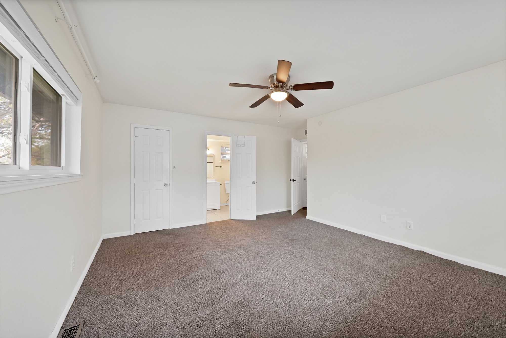 1205 Golden Trophy Drive Dallas TX 75232
