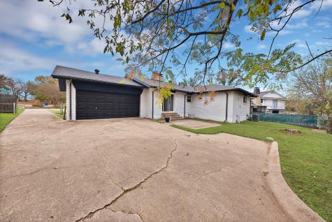 1205 Golden Trophy Drive Dallas TX 75232