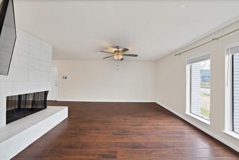 1205 Golden Trophy Drive Dallas TX 75232
