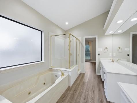 2004 Misty Creek Drive Arlington TX 76017