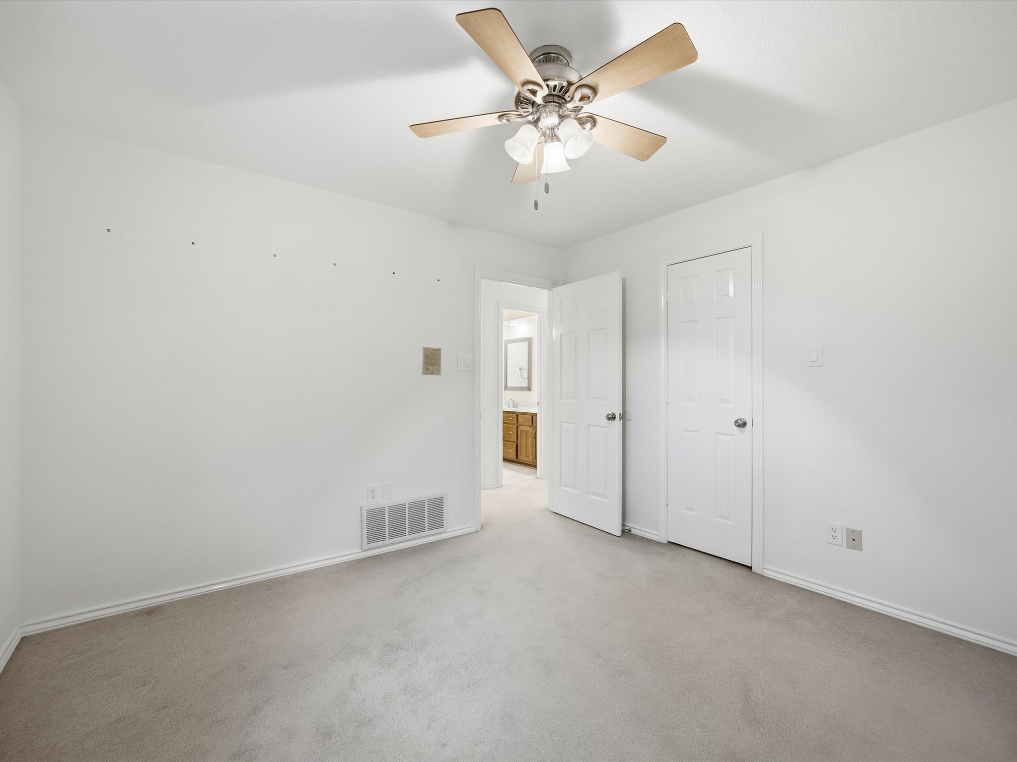 2004 Misty Creek Drive Arlington TX 76017