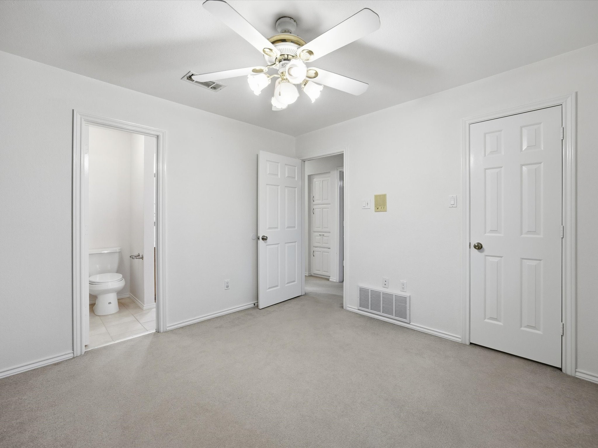 2004 Misty Creek Drive Arlington TX 76017