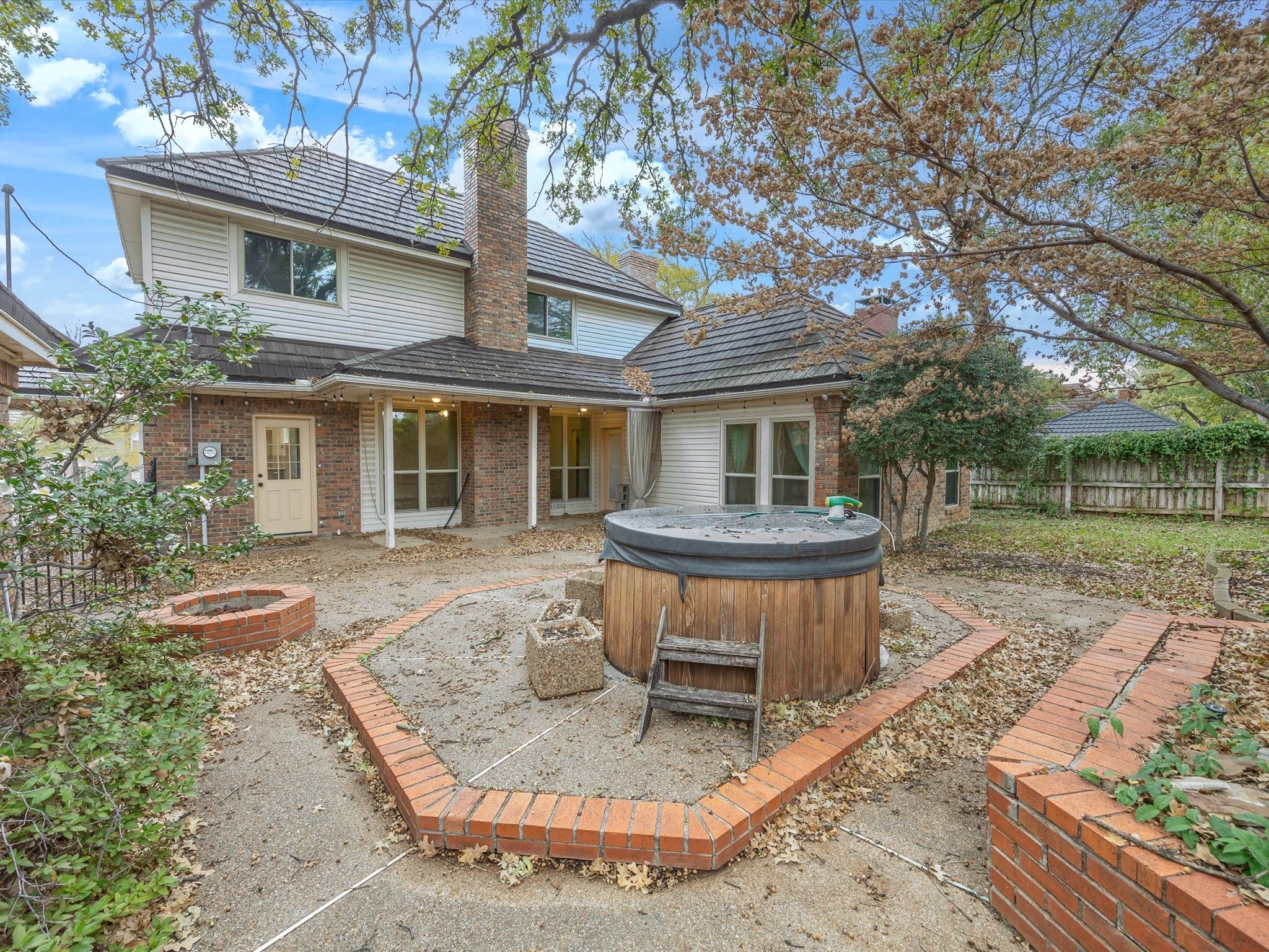 2004 Misty Creek Drive Arlington TX 76017