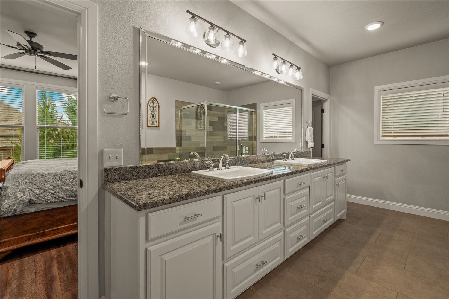 3827 Fawn Meadow Trail Denison TX 75020
