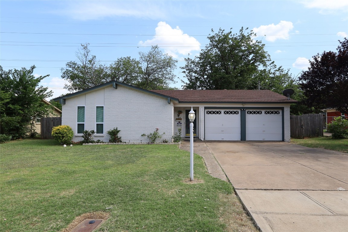 213 Berkshire Lane Fort Worth TX 76134