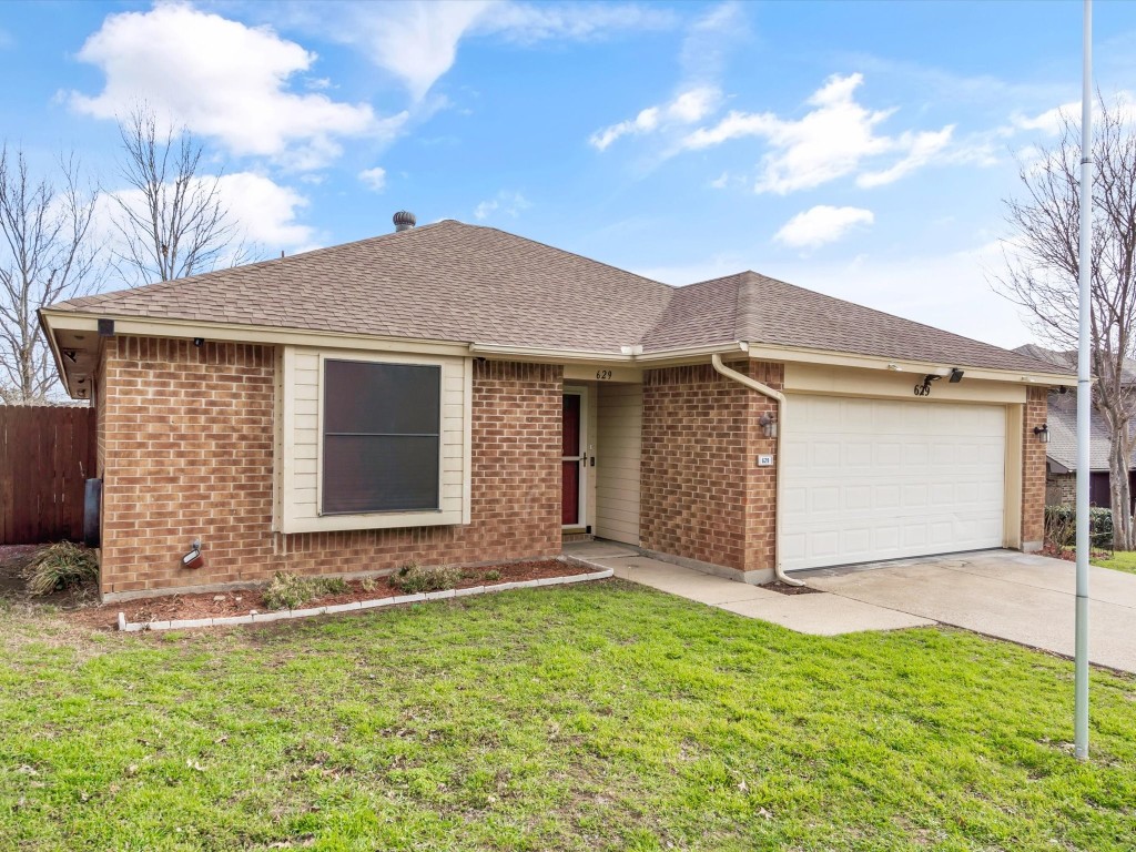 629 Ozark Avenue Burleson TX 76028