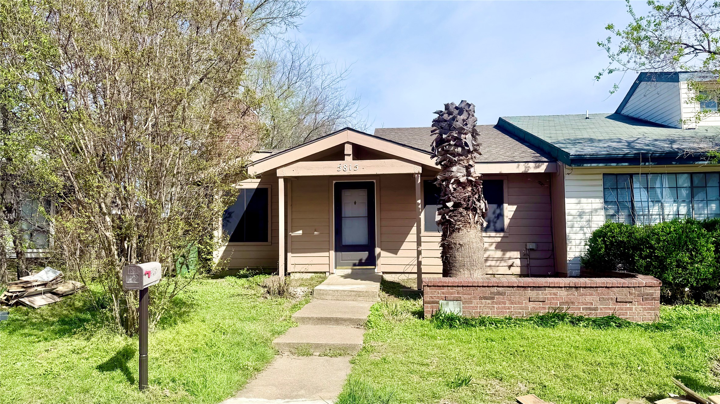 5815 Timbercrest Drive Arlington TX 76017