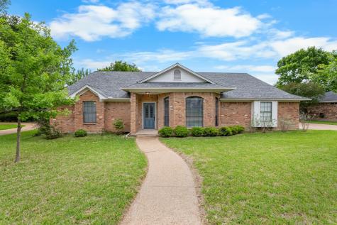 1208 Dendron Drive Hewitt TX 76643