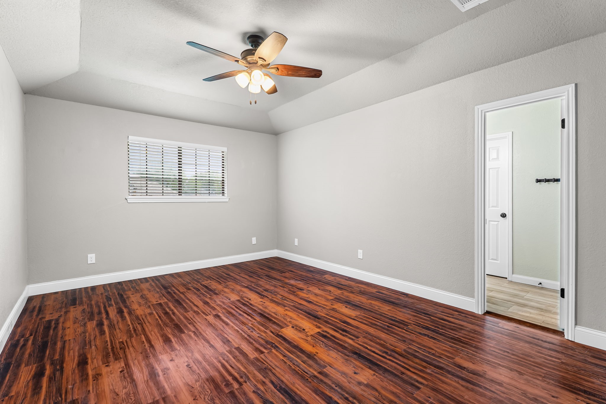 1208 Dendron Drive Hewitt TX 76643