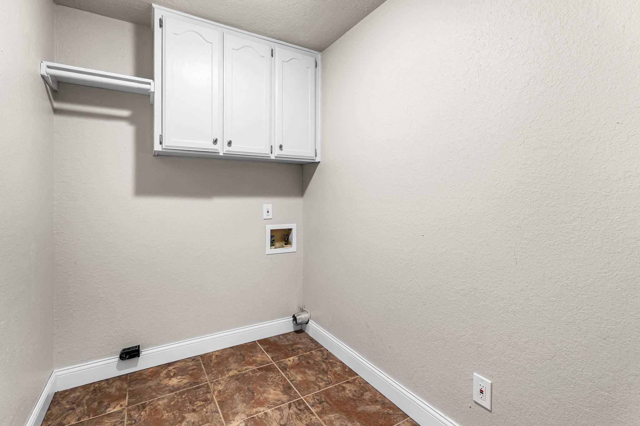 1208 Dendron Drive Hewitt TX 76643