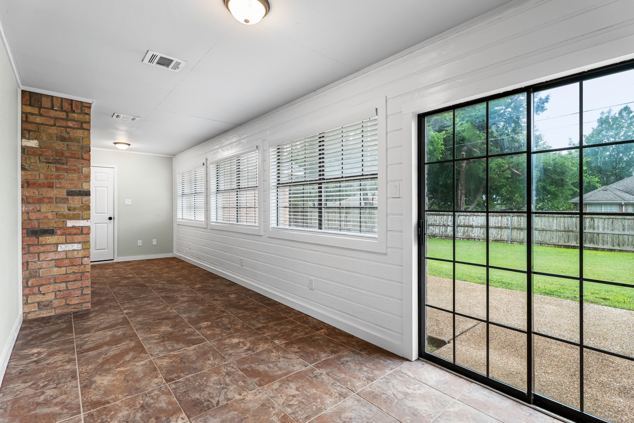 1208 Dendron Drive Hewitt TX 76643