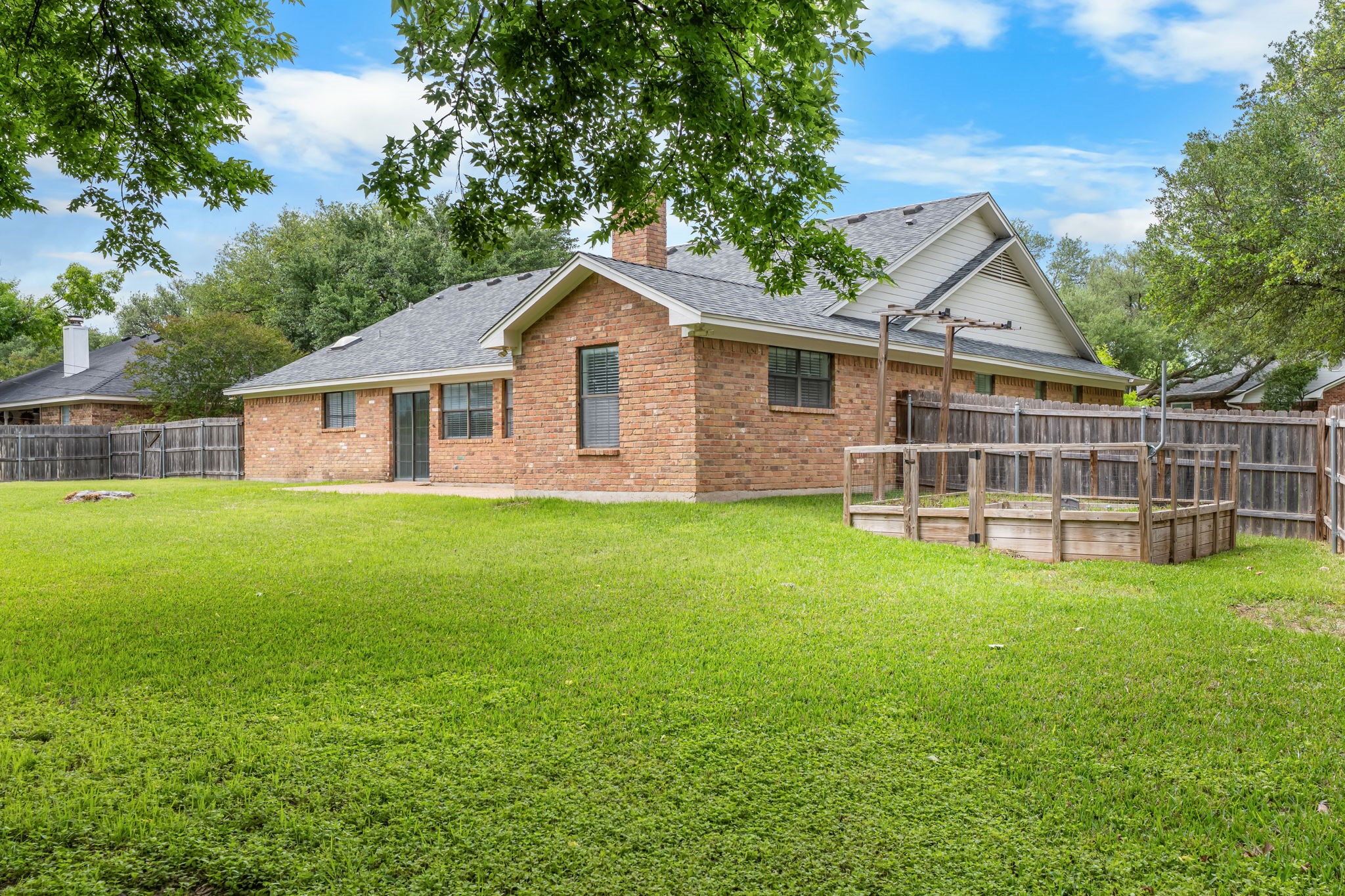 1208 Dendron Drive Hewitt TX 76643