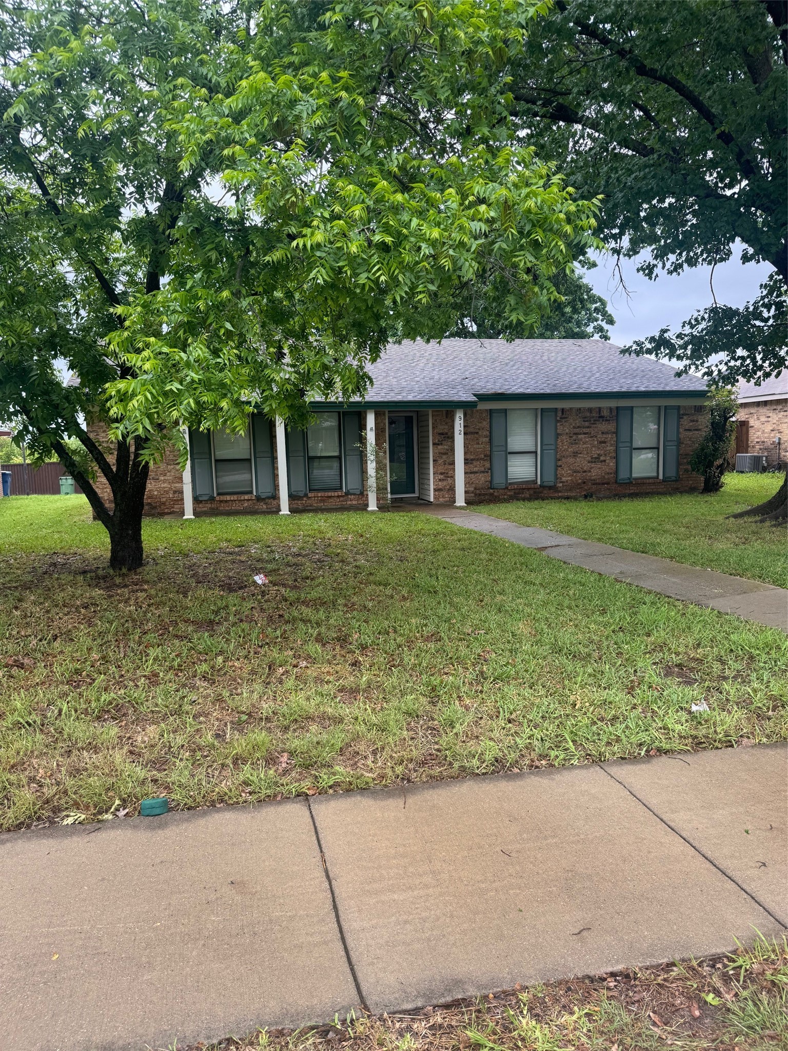 912 Navasota Drive Garland TX 75040