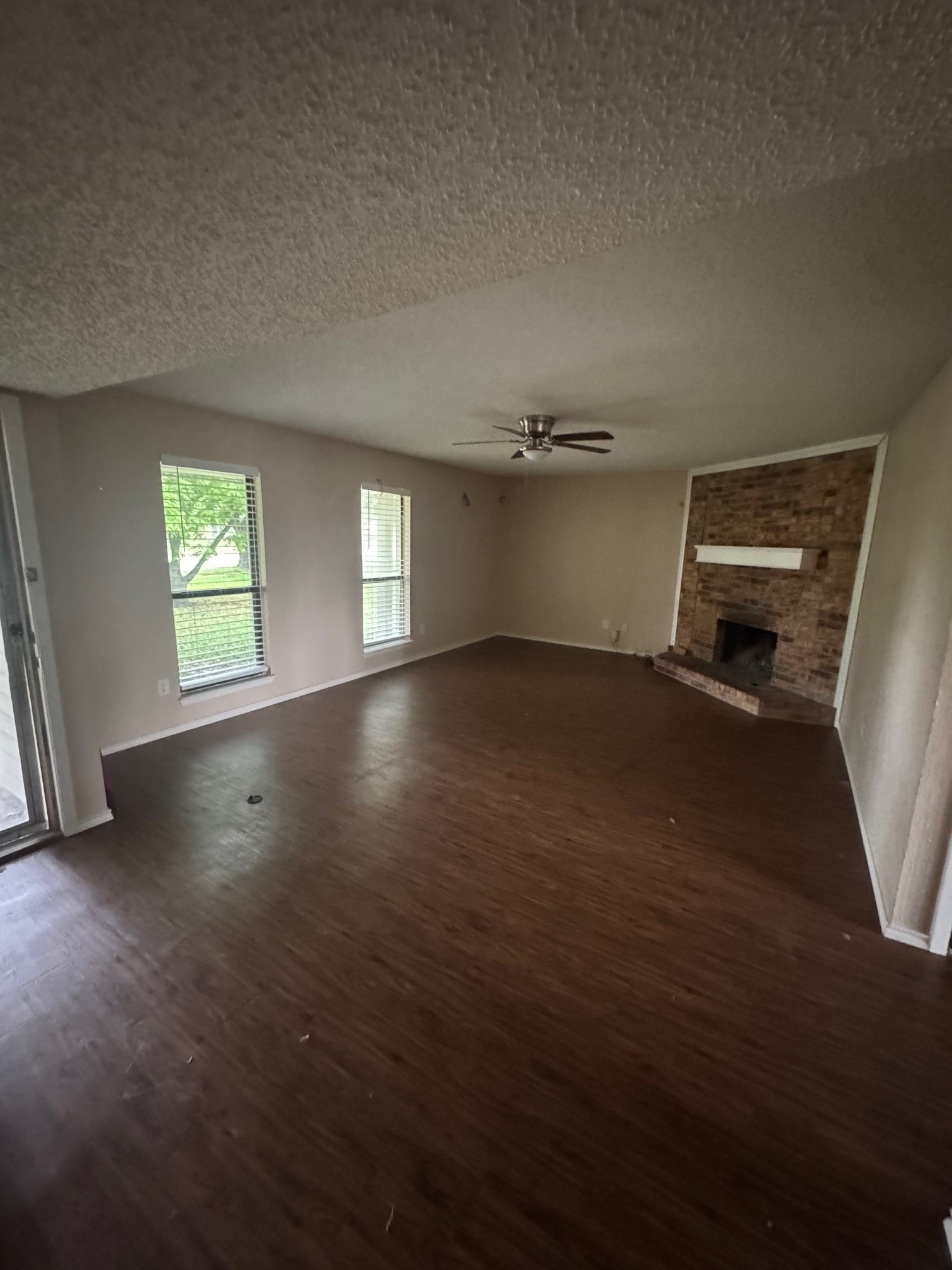 912 Navasota Drive Garland TX 75040