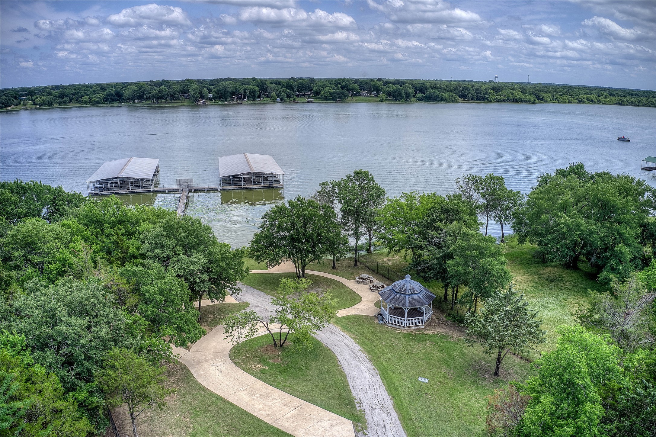 10605 Lago Vista Quinlan TX 75474